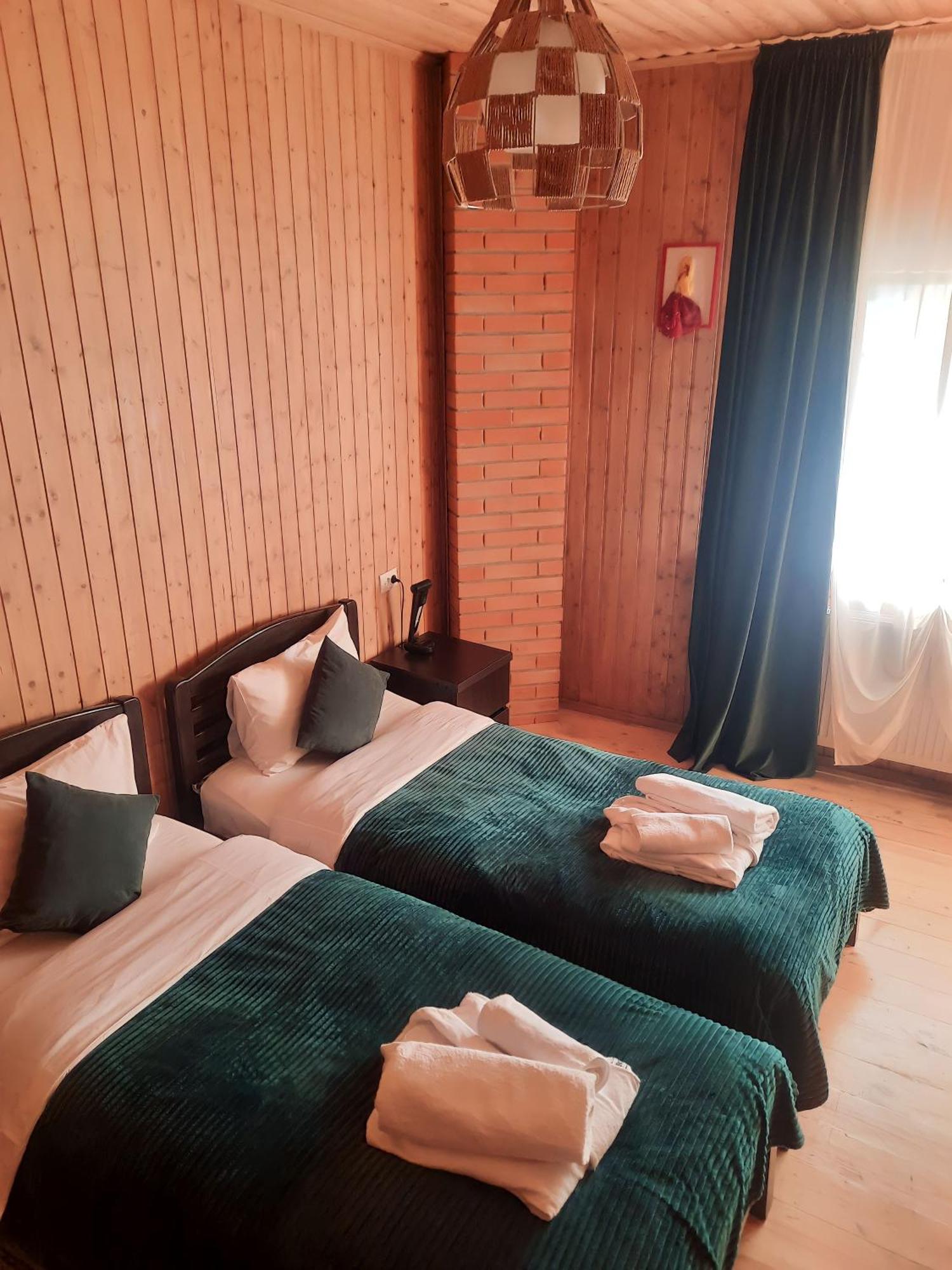 Bana Hotel Stepantsminda Exterior photo