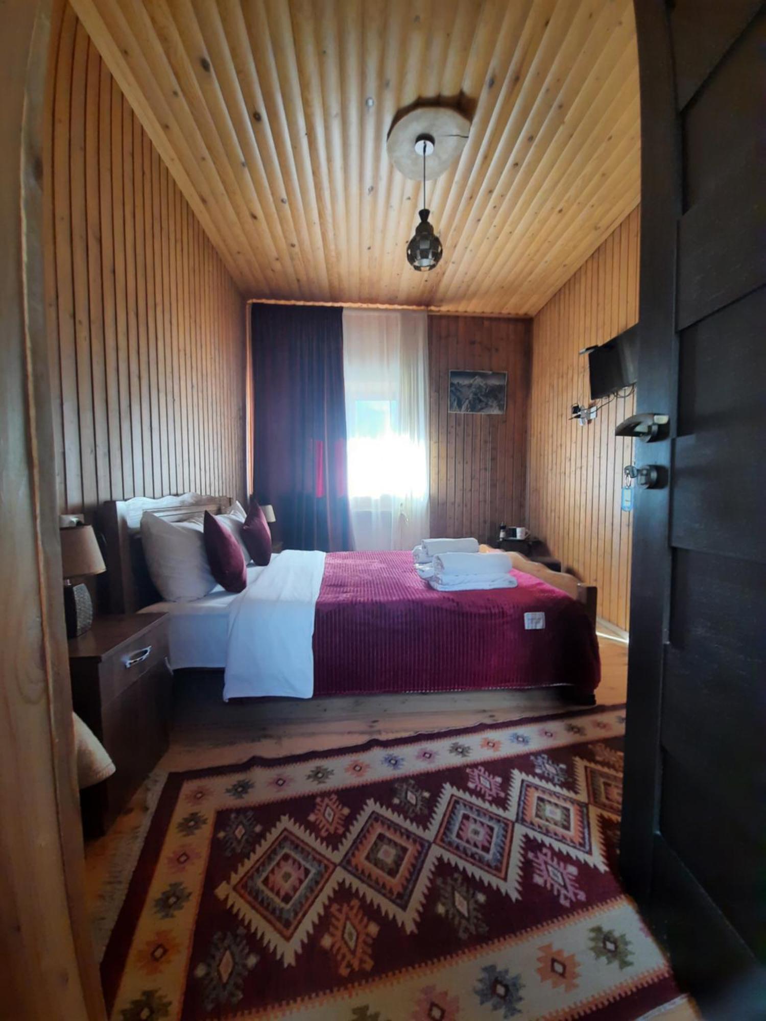Bana Hotel Stepantsminda Exterior photo